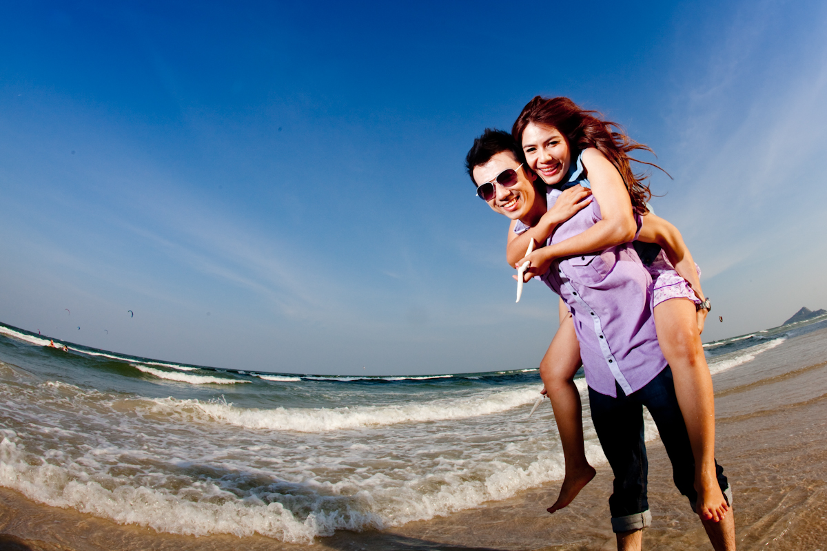 Huahin in love wedding studio  บริการถ่ายภาพ pre-wedding  แฟชั่น  ครอบครัว  ถ่ายภาพอีเวนท์ ผลิตภัณฑ์ ให้เช่าชุดราตรี  ชุดแต่งงาน ชุดไทย การ์ดแต่งงาน ของชำร่วย บริการและราคาเป็นกันเองค่ะ       