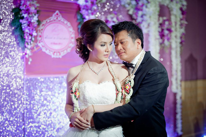ธีมงานแต่งงาน ,ออกแบบธีมงานแต่งงาน ,จัดตกแต่งสถานที่แต่งงาน ,บริการจัดงานแต่งงานครบวงจร  ,ไอรัก เว็ดดิ้งสตูดิโอ(นครปฐม),Wedding Studio นครปฐม ,แต่งงาน นครปฐม ,แต่งหน้าทำผม เจ้าสาว นครปฐม