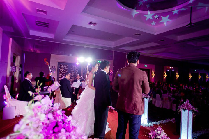 ธีมงานแต่งงาน ,ออกแบบธีมงานแต่งงาน ,จัดตกแต่งสถานที่แต่งงาน ,บริการจัดงานแต่งงานครบวงจร  ,ไอรัก เว็ดดิ้งสตูดิโอ(นครปฐม),Wedding Studio นครปฐม ,แต่งงาน นครปฐม ,แต่งหน้าทำผม เจ้าสาว นครปฐม