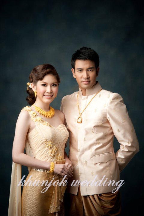 แฟชั่น ชุดเจ้าสาว ชุดแต่งงาน ชุดไทย ชุดสูท บริการถ่ายภาพพรีเวดดิ้ง ,ถ่ายภาพนิ่งวันงาน ,บริการจัดงานแต่งงานแบบครบวงจร ,สตูดิโอ นครปฐม ,สตูดิโอแต่งงาน นครปฐม ,เวดดิ้ง นครปฐม