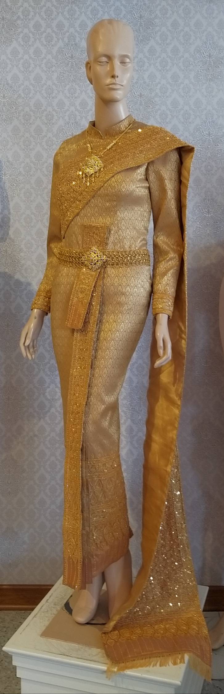 ชุดไทย