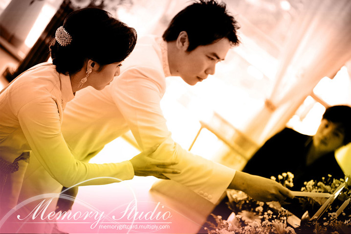 เมโมรี่สตูดิโอ : Memory Studio เชียงราย  สตูดิโอ เชียงราย  wedding studio  ถ่ายภาพเชียงราย, ตากล้องเชียงราย สตูดิโอแต่งงาน เชียงราย ,  wedding dress  ชุดแต่งงาน Collection ใหม่ , ชุดแต่งงานสไตล์แบบไทย  , การ์ดแต่งงาน ,  Wedding Ceremony ช่างภาพวันงานแต่งงาน