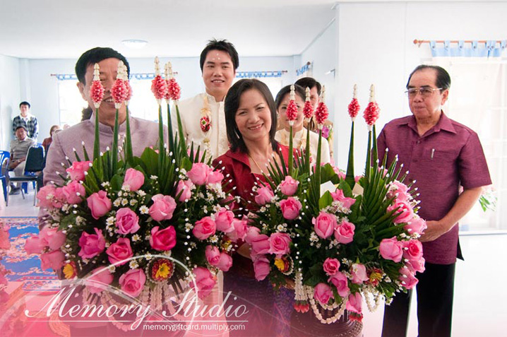 เมโมรี่สตูดิโอ : Memory Studio เชียงราย  สตูดิโอ เชียงราย  wedding studio  ถ่ายภาพเชียงราย, ตากล้องเชียงราย สตูดิโอแต่งงาน เชียงราย ,  wedding dress  ชุดแต่งงาน Collection ใหม่ , ชุดแต่งงานสไตล์แบบไทย  , การ์ดแต่งงาน ,  Wedding Ceremony ช่างภาพวันงานแต่งงาน