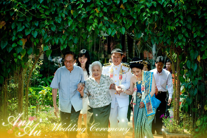 เมโมรี่สตูดิโอ : Memory Studio เชียงราย  สตูดิโอ เชียงราย  wedding studio  ถ่ายภาพเชียงราย, ตากล้องเชียงราย สตูดิโอแต่งงาน เชียงราย ,  wedding dress  ชุดแต่งงาน Collection ใหม่ , ชุดแต่งงานสไตล์แบบไทย  , การ์ดแต่งงาน ,  Wedding Ceremony ช่างภาพวันงานแต่งงาน 