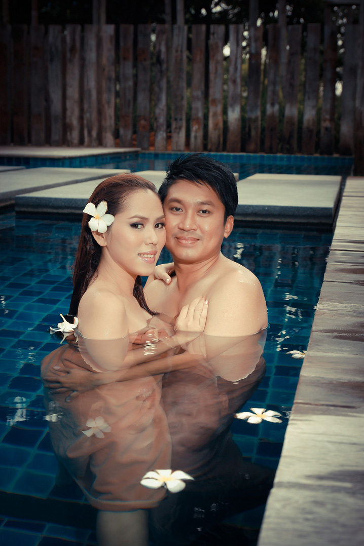 คุณโอ๋ เวดดิ้ง สตูดิโอ พิษณุโลก (ราม่า) 055 - 21 88 44