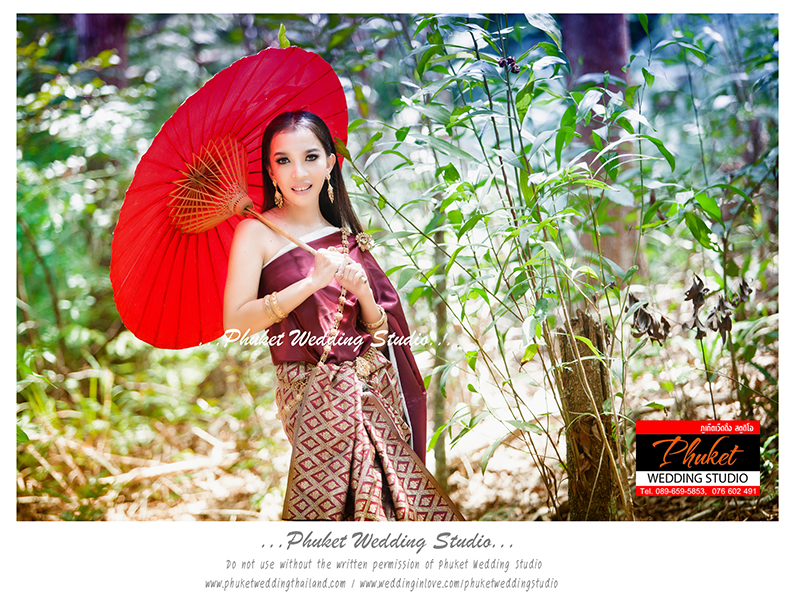  		 	 Phuket rentforlove ศูนย์รวมให้เช่าอุปกรณ์ตกแต่งหน้างานแต่งงาน, งานเลี้ยงต่างๆ ครบวงจรไม่ว่าจะเป็น Back Drop ลวดลายต่าง ๆ, ซุ้มดอกไม้, ตั่งรดน้ำสังข์, โครงแกลอรี่รูปแบบต่าง ๆ กรงนกโค้ง-เหลี่ยม มีตั้งแต่ไซร์เล็กจนถึงไซร์ใหญ่, โต๊ะเก้าอี้เหล็กดัด, โซฟา,ชิงช้าไม้สีขาว, เก้าอี้ไม้สีขาว, ขาตั้งรูป