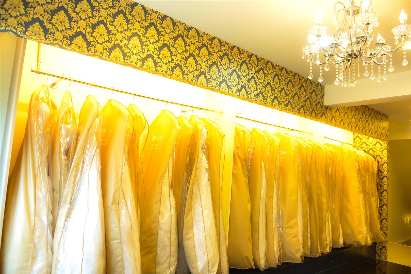 Truely Love Wedding Studio@sai4square สาย 4 สแควร์ - Sai 4 Square,ทรูลี่เลิฟสาย4สแควร์ เวดดิ้ง นครปฐม , สตูดิโอแต่งงาน นครปฐม , ให้เช่าชุดแต่งงาน นครปฐม , แต่งหน้าทำผมเจ้าสาว พุทธมณฑลสาย 4