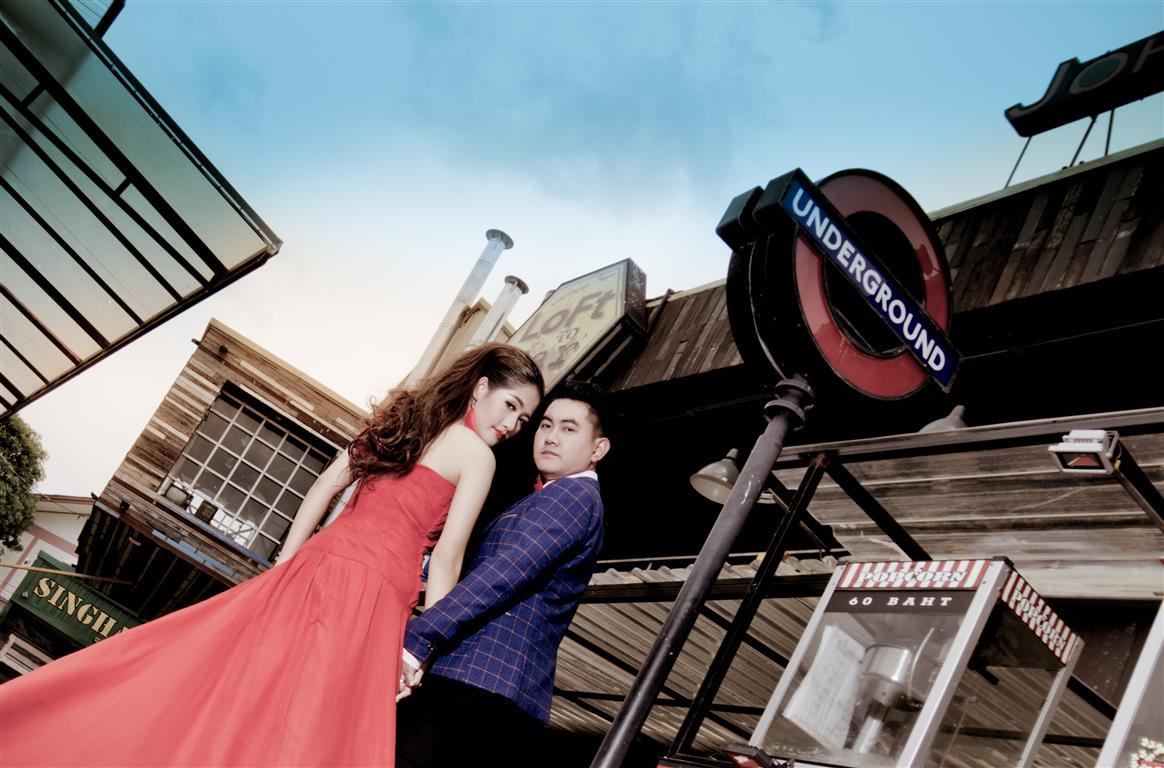 บริการ ถ่ายภาพพรีเวดดิ้ง /แต่งหน้า/ทำผม /เช่าชุดแต่งงาน/ชุดไทย/ชุดหมั้น/ชุดสูท/จัดงานแต่งแบบครบวงจร/เช่าอุปกรณ์งานแต่งงาน/ช่างภาพแต่งงาน