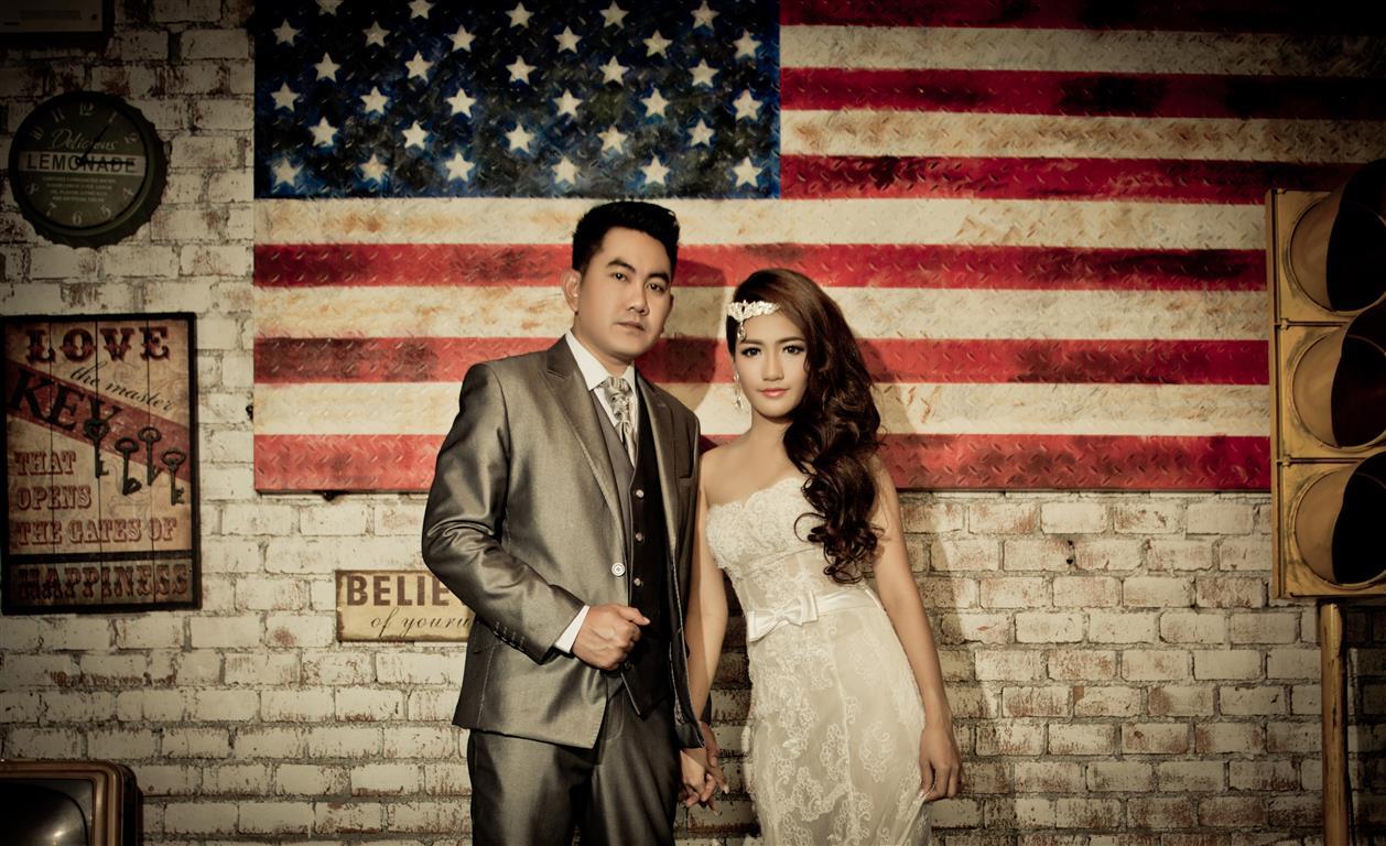 บริการ ถ่ายภาพพรีเวดดิ้ง /แต่งหน้า/ทำผม /เช่าชุดแต่งงาน/ชุดไทย/ชุดหมั้น/ชุดสูท/จัดงานแต่งแบบครบวงจร/เช่าอุปกรณ์งานแต่งงาน/ช่างภาพแต่งงาน