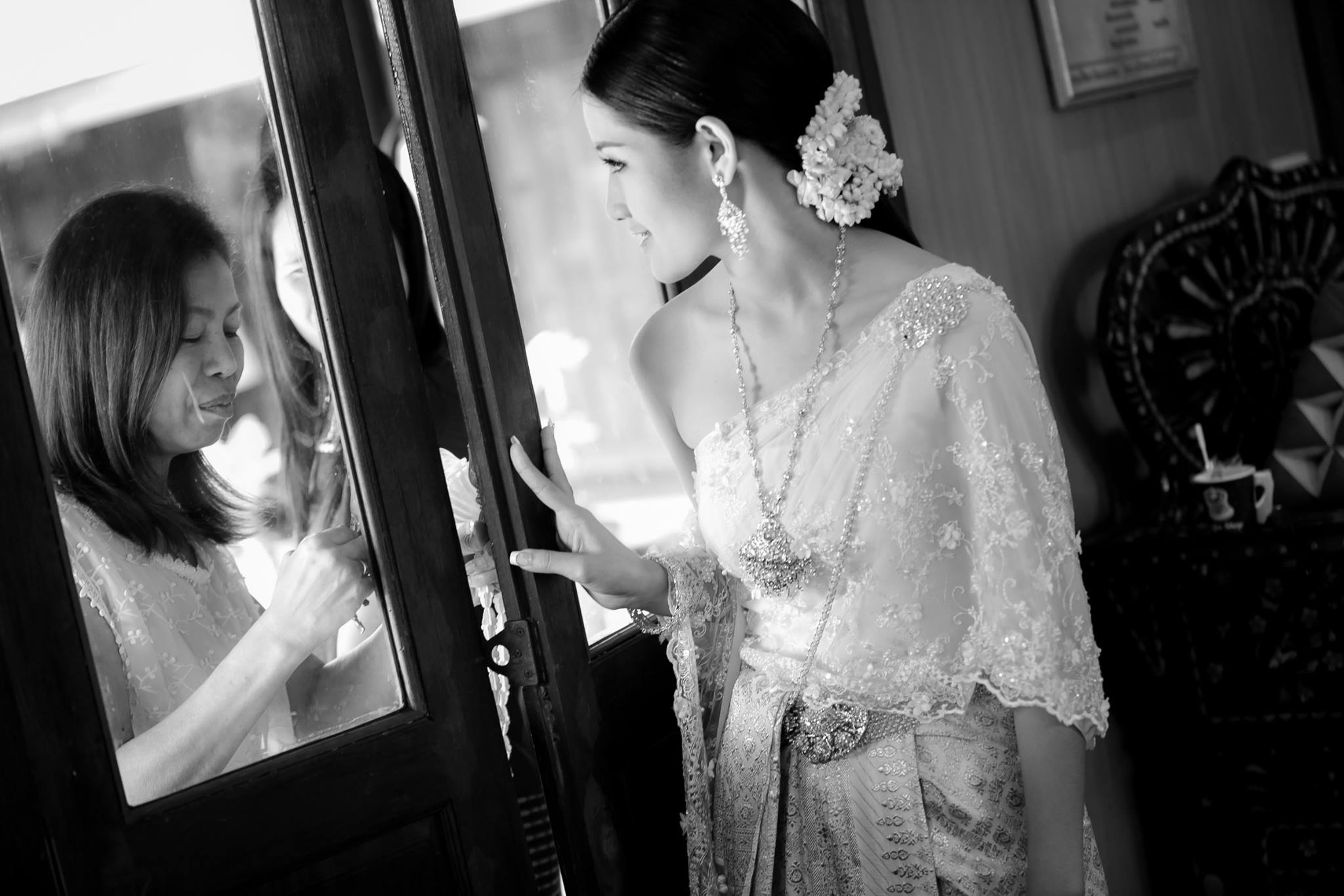 ด้านล่างคือคำคีย์เวิร์ดที่เราใช้นะค่ะ คุณปุ้ม.........ขอบคุณค่ะ "ถ่ายรูปแต่งงาน" +ถ่ายภาพ +แต่งงาน [ถ่ายรูป แต่งงาน] "ถ่ายรูปแต่งงานราคาถูก" "ร้านถ่ายรูปแต่งงาน" "สตูดิโอ ถ่ายรูปแต่งงาน"