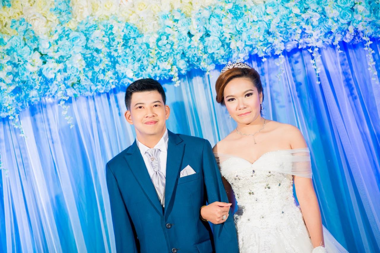 บริการ ถ่ายภาพพรีเวดดิ้ง /แต่งหน้า/ทำผม /เช่าชุดแต่งงาน/ชุดไทย/ชุดหมั้น/ชุดสูท/จัดงานแต่งแบบครบวงจร/เช่าอุปกรณ์งานแต่งงาน/ช่างภาพแต่งงาน  Truelylove Wedding Studio @ 4 Square ทรูลี่เลิฟ เวดดิ้ง สตูดิโอ สาย4 สแควร์