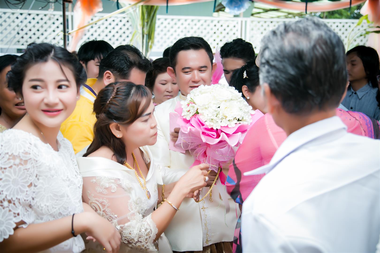 #ถ่ายรูปแต่งงาน #ถ่ายภาพ แต่งงาน #ถ่ายรูป แต่งงาน #ถ่ายรูปแต่งงานราคาถูก #ร้านถ่ายรูปแต่งงาน #สตูดิโอ ถ่ายรูปแต่งงาน