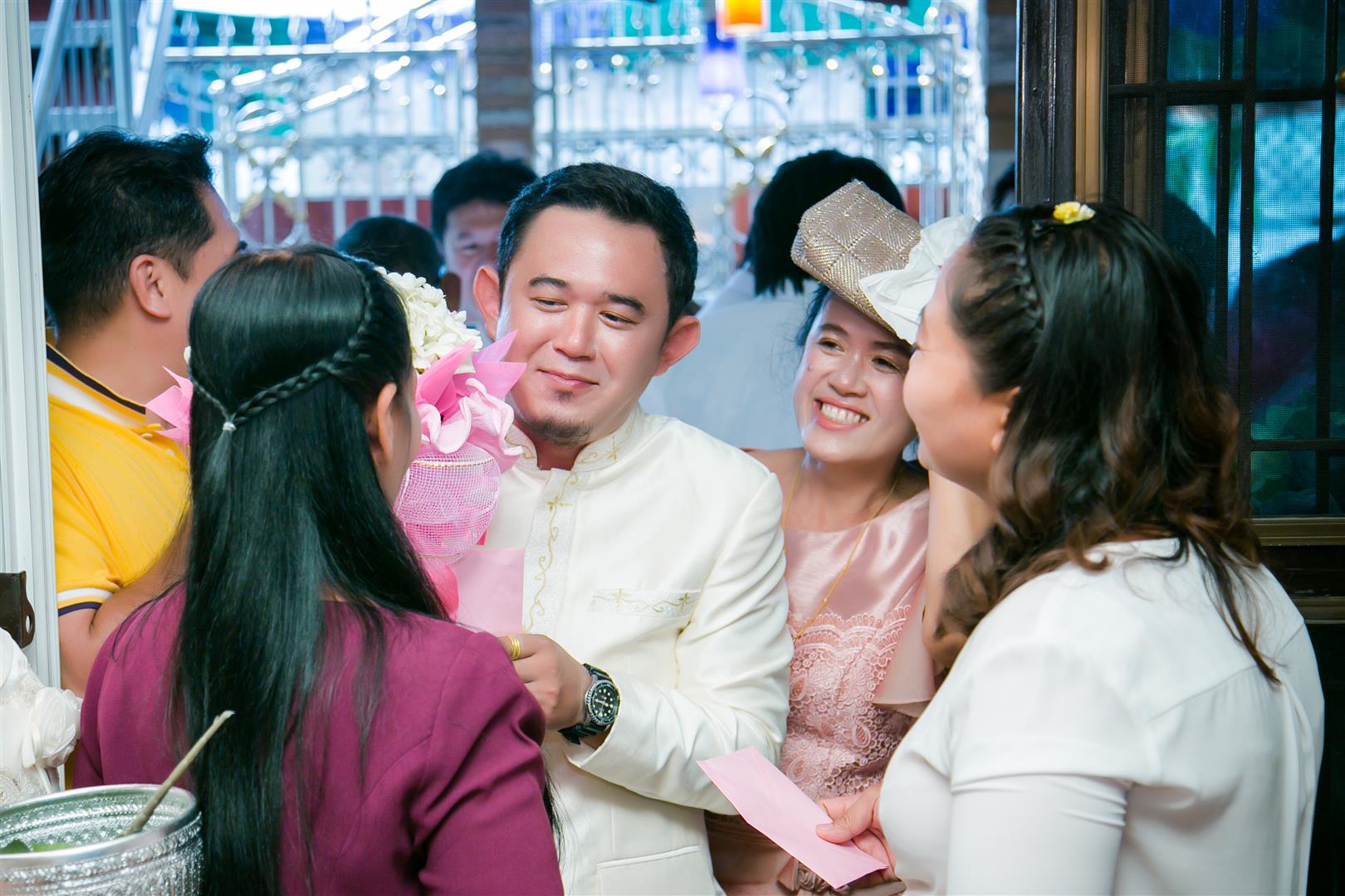 #ถ่ายรูปแต่งงาน #ถ่ายภาพ แต่งงาน #ถ่ายรูป แต่งงาน #ถ่ายรูปแต่งงานราคาถูก #ร้านถ่ายรูปแต่งงาน #สตูดิโอ ถ่ายรูปแต่งงาน