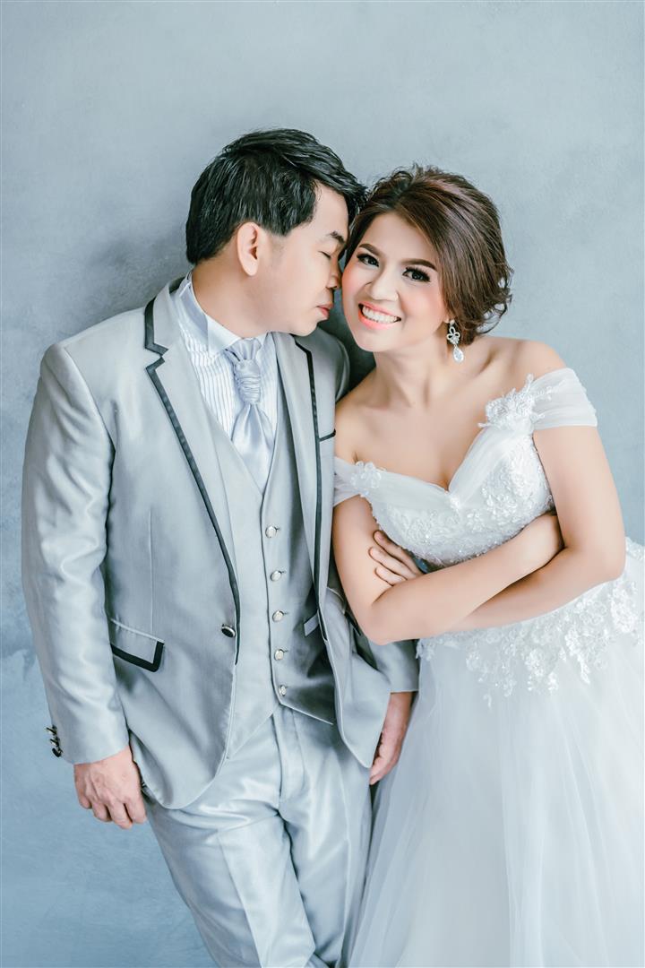  ถ่ายรูปแต่งงาน ราคาถูก รูปถ่ายแต่งงาน สตูดิโอถ่ายภาพ สาย4 เช่าอุปกรณ์จัดงานแต่ง,จัดงานแต่ง,props งานแต่ง,ตกแต่งงานแต่ง,ฉากถ่ายรูปงานแต่ง,ซุ้มดอกไม้ บริการ ถ่ายภาพพรีเวดดิ้ง /แต่งหน้า/ทำผม /เช่าชุดแต่งงาน/ชุดไทย/ชุดหมั้น/ชุดสูท/จัดงานแต่งแบบครบวงจร/เช่าอุปกรณ์งานแต่งงาน/ช่างภาพแต่งงาน สาย4