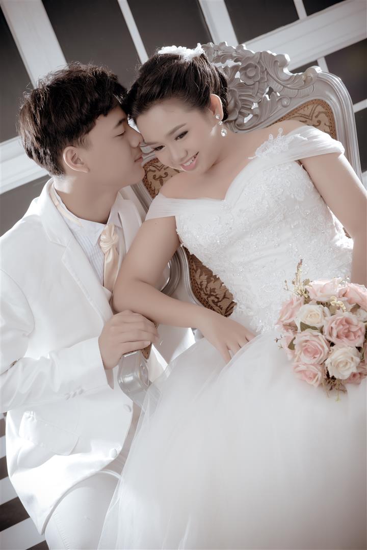 ถ่ายรูปแต่งงาน ชุดไทย ชุดเจ้าสาว เช่าชุดแต่งงาน ถ่ายภาพ แต่งงาน ถ่ายรูป แต่งงาน ถ่ายรูปแต่งงานราคาถูก ร้านถ่ายรูปแต่งงาน สตูดิโอ ถ่ายรูปแต่งงาน