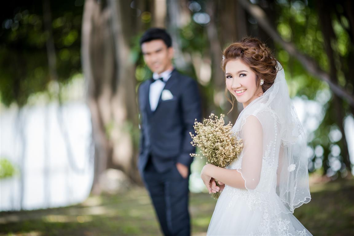 ถ่ายรูปแต่งงาน ราคาถูก รูปถ่ายแต่งงาน สตูดิโอถ่ายภาพ สาย4 เช่าอุปกรณ์จัดงานแต่ง,จัดงานแต่ง,props งานแต่ง,ตกแต่งงานแต่ง,ฉากถ่ายรูปงานแต่ง,ซุ้มดอกไม้ บริการ ถ่ายภาพพรีเวดดิ้ง /แต่งหน้า/ทำผม /เช่าชุดแต่งงาน/ชุดไทย/ชุดหมั้น/ชุดสูท/จัดงานแต่งแบบครบวงจร/เช่าอุปกรณ์งานแต่งงาน/ช่างภาพแต่งงาน สาย4