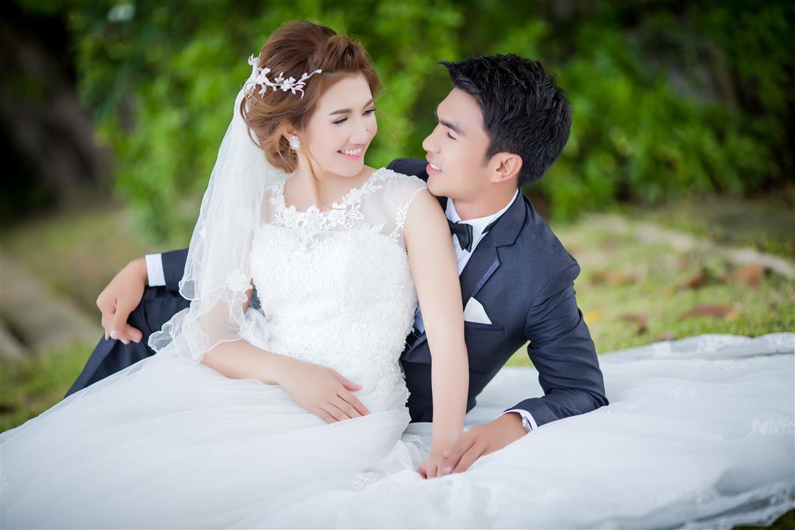 ถ่ายรูปแต่งงาน ราคาถูก รูปถ่ายแต่งงาน สตูดิโอถ่ายภาพ สาย4 เช่าอุปกรณ์จัดงานแต่ง,จัดงานแต่ง,props งานแต่ง,ตกแต่งงานแต่ง,ฉากถ่ายรูปงานแต่ง,ซุ้มดอกไม้ บริการ ถ่ายภาพพรีเวดดิ้ง /แต่งหน้า/ทำผม /เช่าชุดแต่งงาน/ชุดไทย/ชุดหมั้น/ชุดสูท/จัดงานแต่งแบบครบวงจร/เช่าอุปกรณ์งานแต่งงาน/ช่างภาพแต่งงาน สาย4