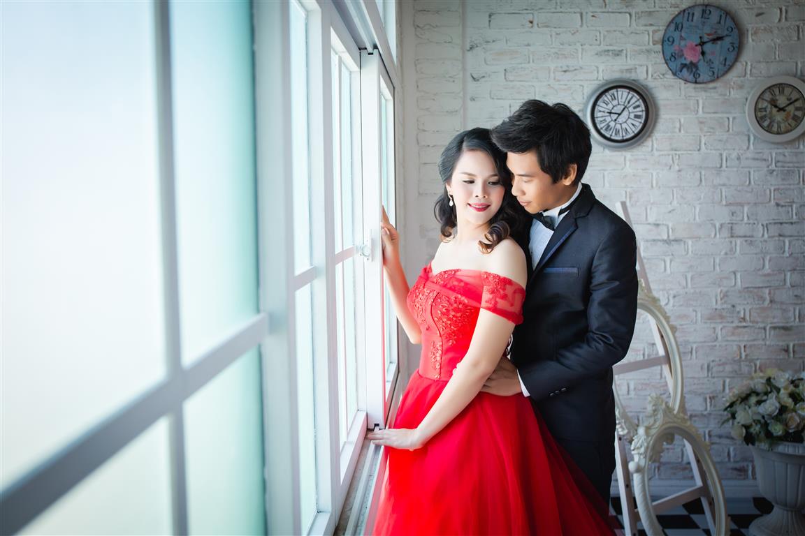 ถ่ายรูปแต่งงาน ราคาถูก รูปถ่ายแต่งงาน สตูดิโอถ่ายภาพ สาย4 เช่าอุปกรณ์จัดงานแต่ง,จัดงานแต่ง,props งานแต่ง,ตกแต่งงานแต่ง,ฉากถ่ายรูปงานแต่ง,ซุ้มดอกไม้ บริการ ถ่ายภาพพรีเวดดิ้ง /แต่งหน้า/ทำผม /เช่าชุดแต่งงาน/ชุดไทย/ชุดหมั้น/ชุดสูท/จัดงานแต่งแบบครบวงจร/เช่าอุปกรณ์งานแต่งงาน/ช่างภาพแต่งงาน สาย4