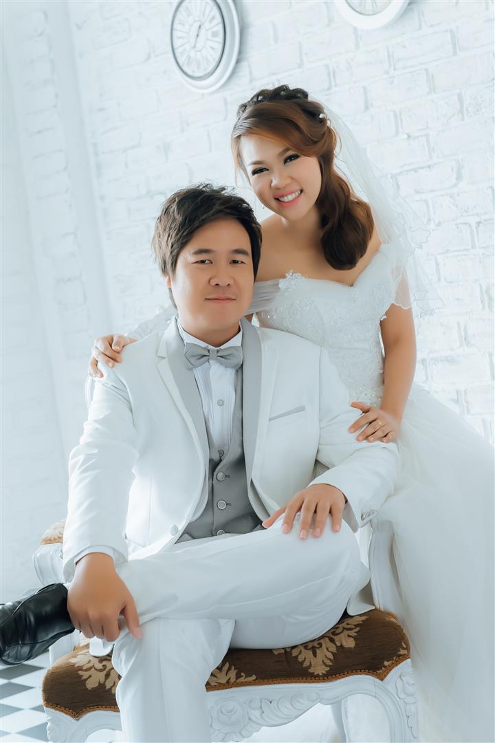 ถ่ายรูปแต่งงาน ราคาถูก รูปถ่ายแต่งงาน สตูดิโอถ่ายภาพ สาย4 เช่าอุปกรณ์จัดงานแต่ง,จัดงานแต่ง,props งานแต่ง,ตกแต่งงานแต่ง,ฉากถ่ายรูปงานแต่ง,ซุ้มดอกไม้ บริการ ถ่ายภาพพรีเวดดิ้ง /แต่งหน้า/ทำผม /เช่าชุดแต่งงาน/ชุดไทย/ชุดหมั้น/ชุดสูท/จัดงานแต่งแบบครบวงจร/เช่าอุปกรณ์งานแต่งงาน/ช่างภาพแต่งงาน สาย4