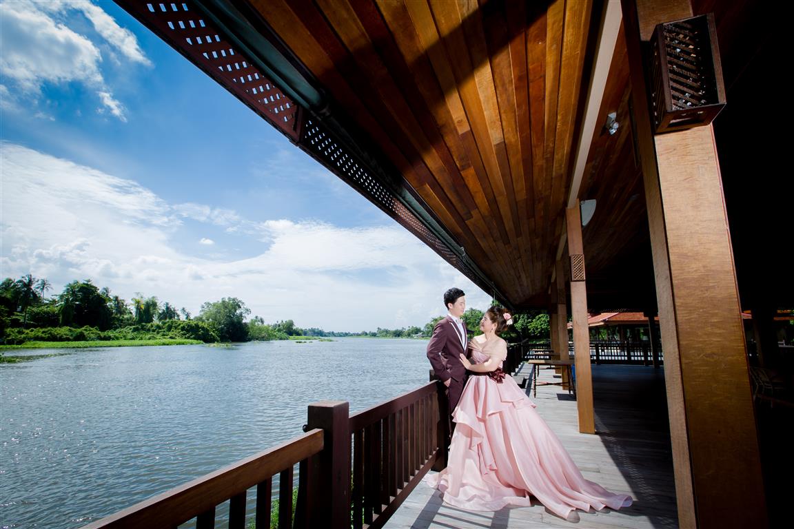 ถ่ายรูปแต่งงาน ราคาถูก รูปถ่ายแต่งงาน สตูดิโอถ่ายภาพ สาย4 เช่าอุปกรณ์จัดงานแต่ง,จัดงานแต่ง,props งานแต่ง,ตกแต่งงานแต่ง,ฉากถ่ายรูปงานแต่ง,ซุ้มดอกไม้ บริการ ถ่ายภาพพรีเวดดิ้ง /แต่งหน้า/ทำผม /เช่าชุดแต่งงาน/ชุดไทย/ชุดหมั้น/ชุดสูท/จัดงานแต่งแบบครบวงจร/เช่าอุปกรณ์งานแต่งงาน/ช่างภาพแต่งงาน สาย4