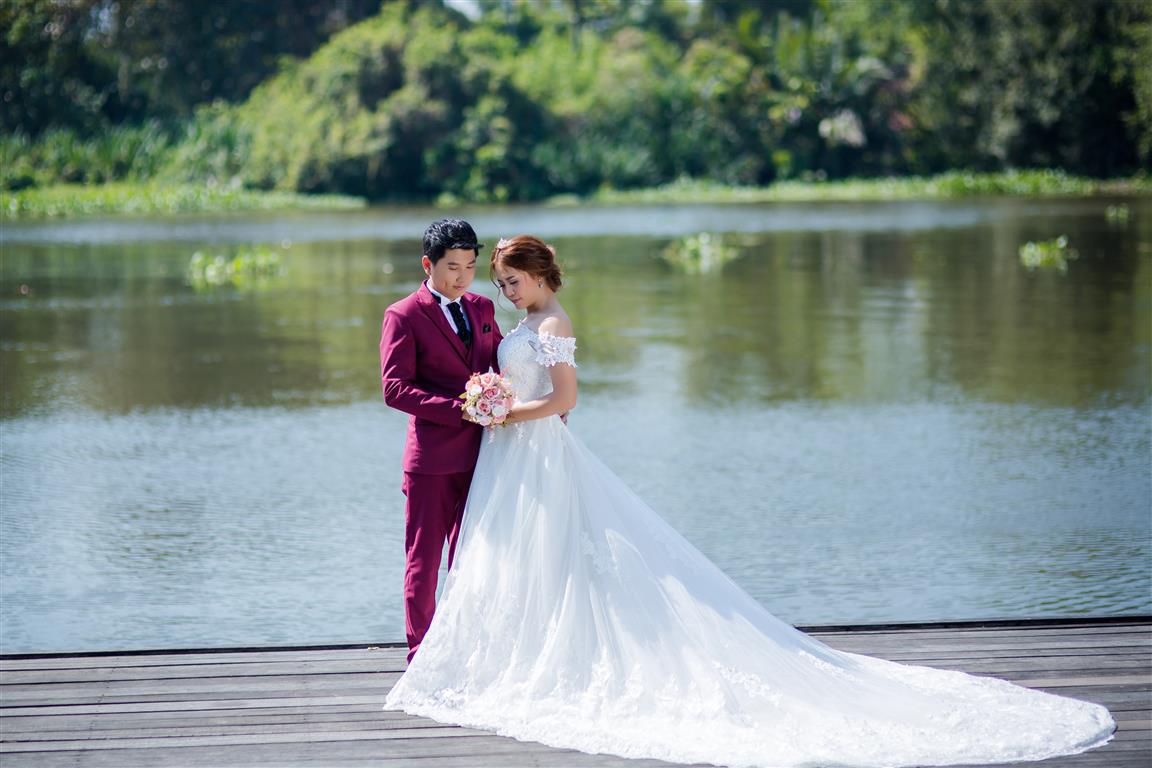 ายรูปแต่งงาน ราคาถูก รูปถ่ายแต่งงาน สตูดิโอถ่ายภาพ สาย4 เช่าอุปกรณ์จัดงานแต่ง,จัดงานแต่ง,props งานแต่ง,ตกแต่งงานแต่ง,ฉากถ่ายรูปงานแต่ง,ซุ้มดอกไม้ บริการ ถ่ายภาพพรีเวดดิ้ง /แต่งหน้า/ทำผม /เช่าชุดแต่งงาน/ชุดไทย/ชุดหมั้น/ชุดสูท/จัดงานแต่งแบบครบวงจร/เช่าอุปกรณ์งานแต่งงาน/ช่างภาพแต่งงาน สาย4