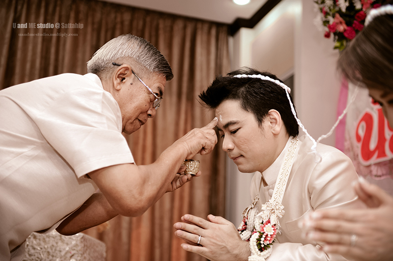 U And Me Studio @ สัตหีบ , ประเพณีการแต่งงาน , ประเพณีการแต่งงานแบบไทย , การจัดงานแต่งงานแบบไทย , ชุดพิธีงาน , พิธีงานแต่งงาน , จัดงานแต่งงาน , แต่งงาน , งานแต่งงาน , ชุดแค่งงานพิธีเช้า , การแต่งงาน พิธีเช้า , พิธีพานขันหมาก , งานแต่งงาน สัตหีบ , สตูดิโอ สัตหีบ , ชุดแต่งงาน สัตหีบ